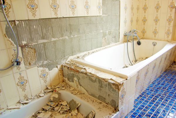 Bathtub Demolition in Lewes
